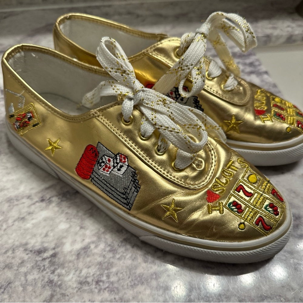 Sabastino Reno Slot Sneaker Novelty Poker Blackjack Dice Gold 8.5 W